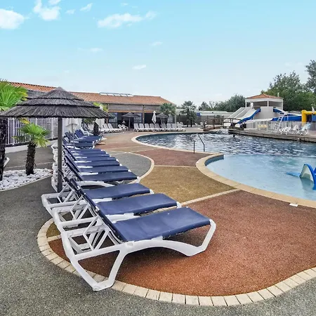 Campsite Stacaravan In Talmont-saint-hilaire